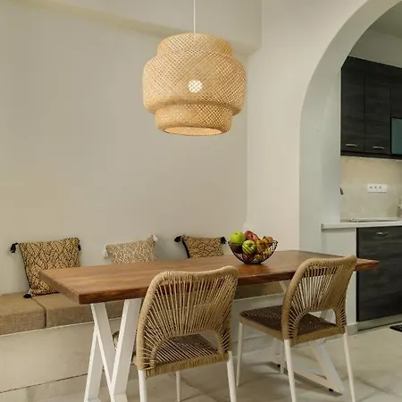 Kamares Boutique Holiday home *